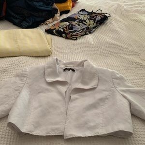 White dress accessory crop jacket